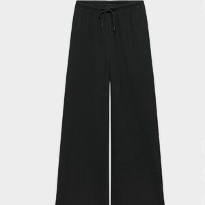 Aritzia sweatpants